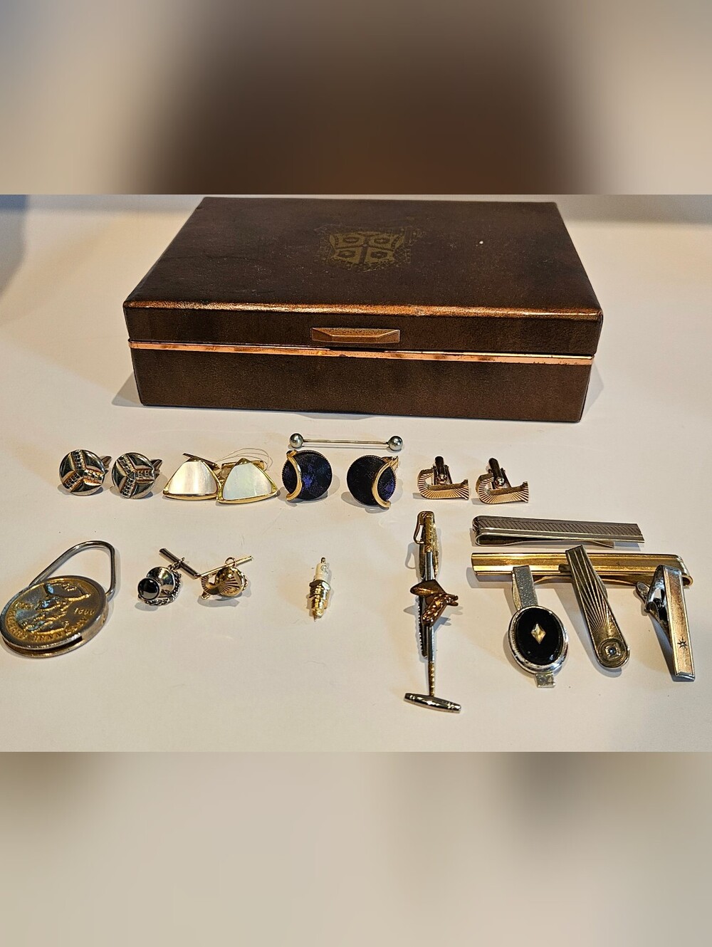Vintage Men's Cufflinks Tie Clips & Accessories Lot with Box